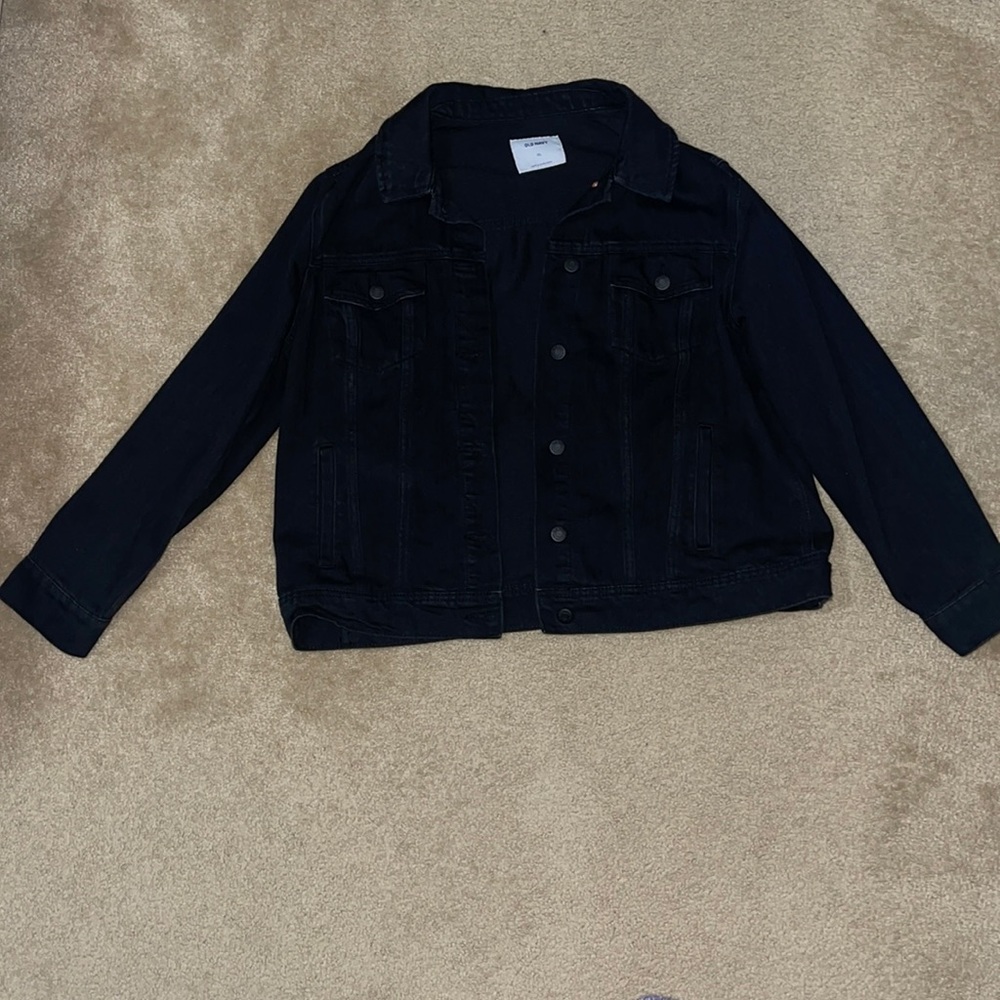 Black old navy jean jacket